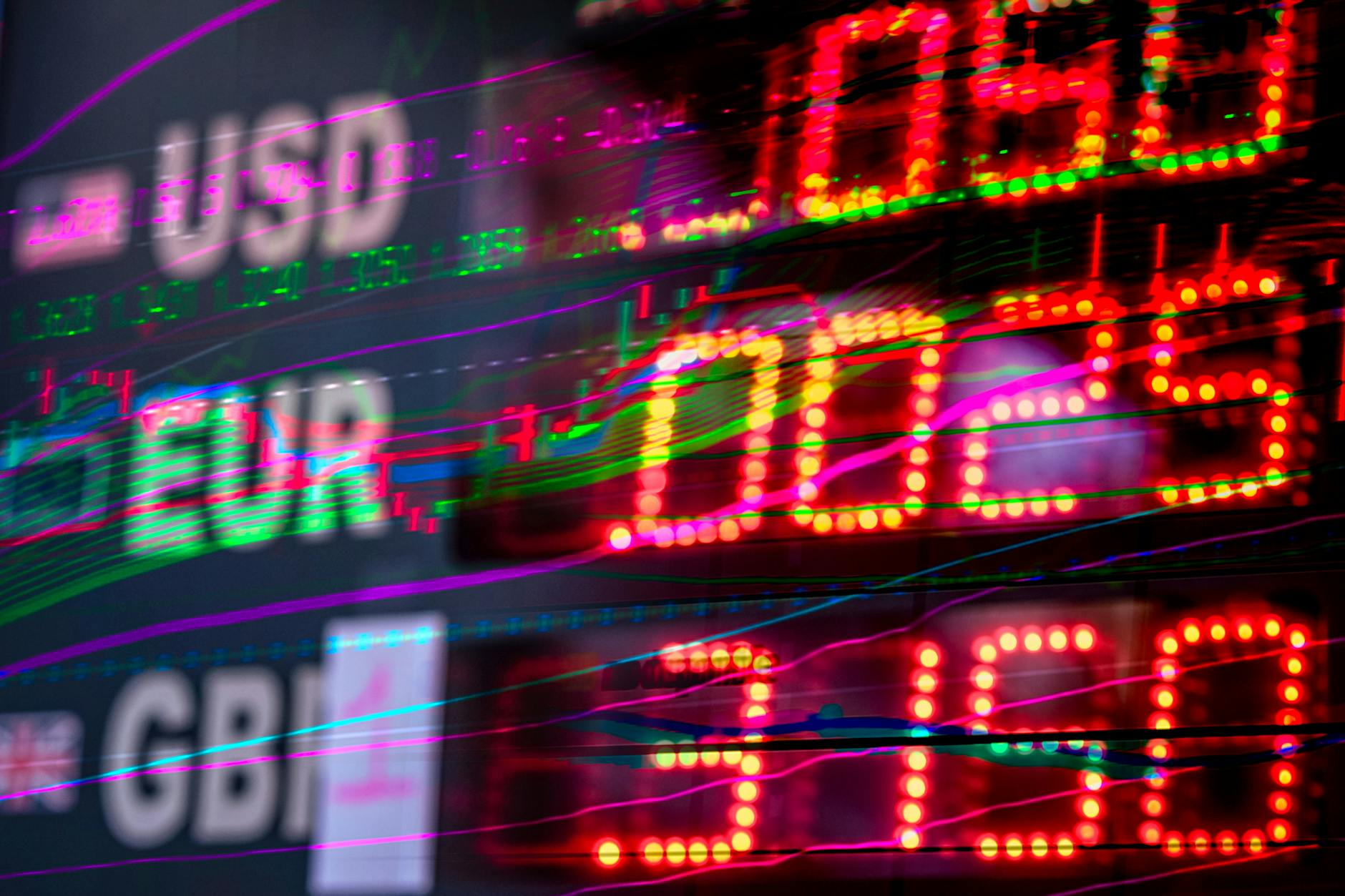 Forex Guru Scam กูรูหลอกขายสัญญาณเทรดวิธีป้องกัน 2026 — Introducing Broker IB หัวใจ ทาง การ เงิน ของ วง การ กูรู For | Forex คู่มือ iCafeForex