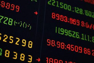 ภาพปกบทความ เทคนิคเทรด Forex: Order Block & FVG ฉบับปี 2026 ทำกำไรจ - ภาพถ่ายสมจริงแนวการเงิน iCafeForex