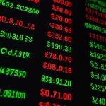 ภาพปกบทความ Forex Factory News วิธีใช้ปฏิทินเศรษฐกิจเทรดข่าว 2026 - ภาพถ่ายสมจริงแนวการเงิน iCafeForex