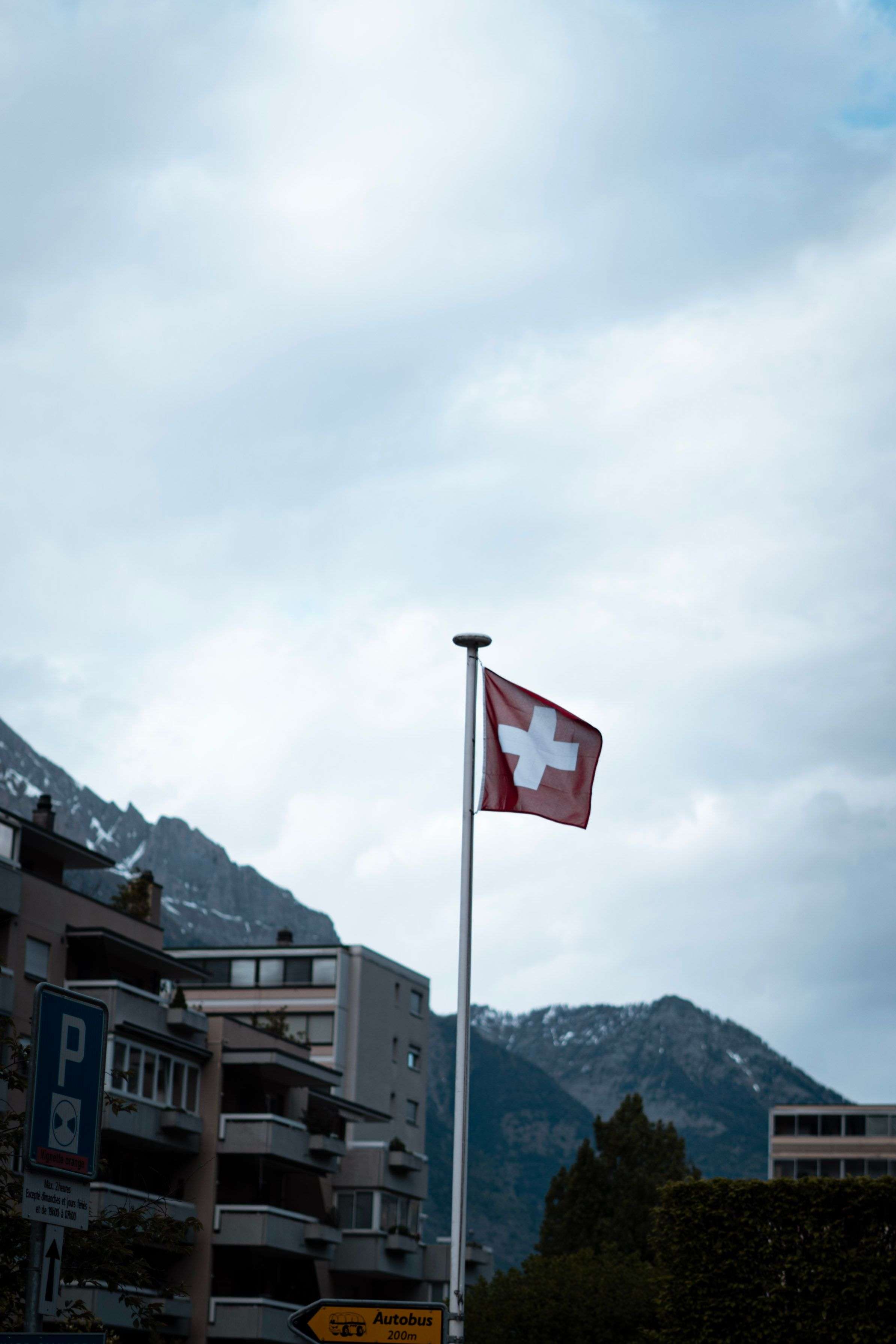 เจาะลึก GBP/CHF วิธีเทรด BOE SNB UK Swiss S ภาพประกอบที่ 1