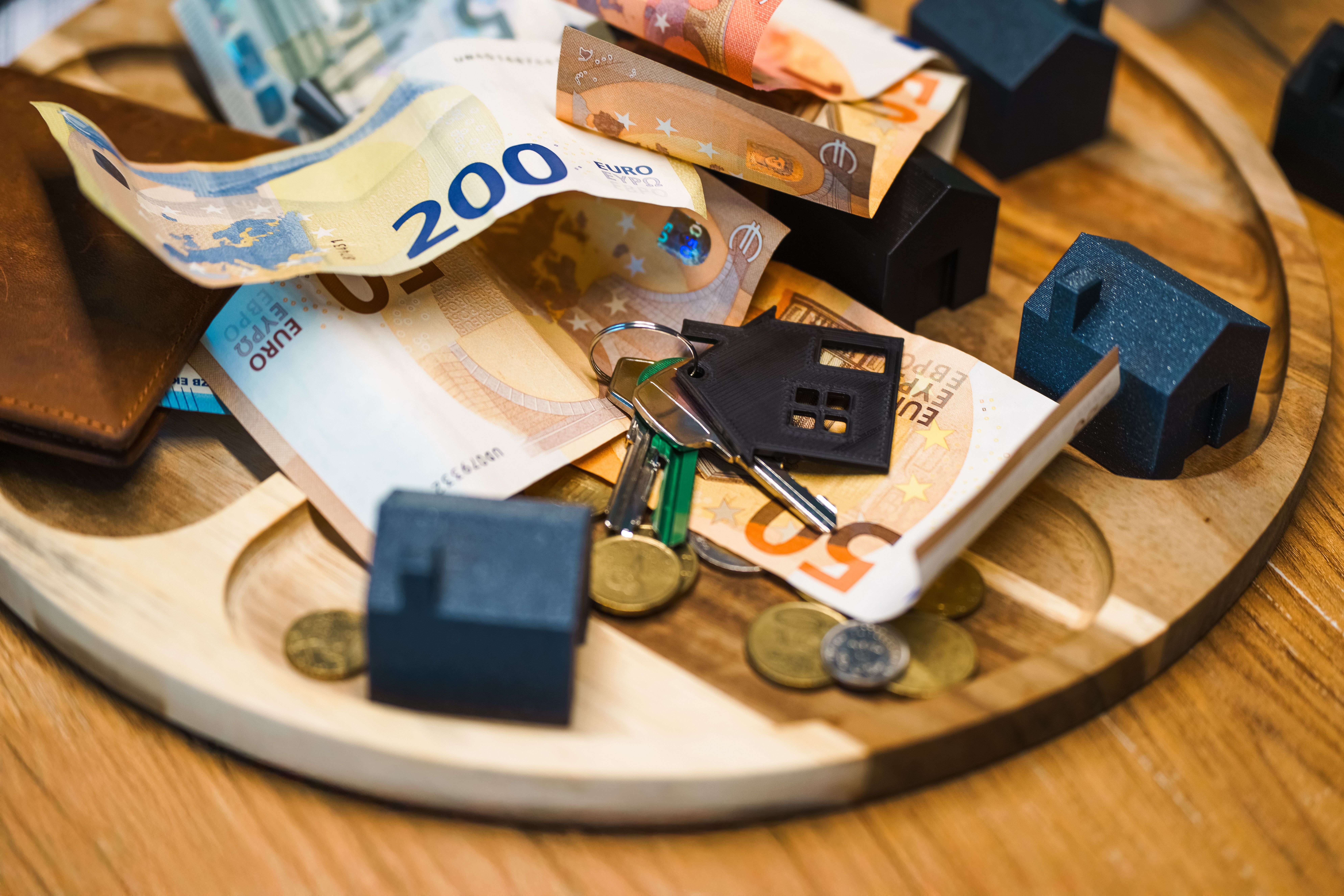 เจาะลึกวิธีที่ตลาดอสังหาริมทรัพย์กระทบเศรษฐกิจและค่าเงิน Forex - ภาพประกอบที่ 1